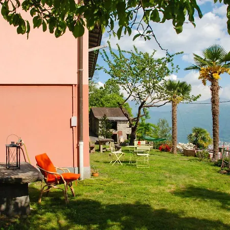 Casa Rosalia-2 *
