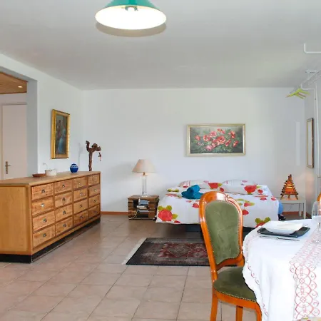 Casa Rosalia-2 *